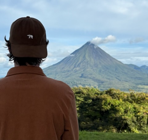 Watching the Arenal volcano in Costa Rica